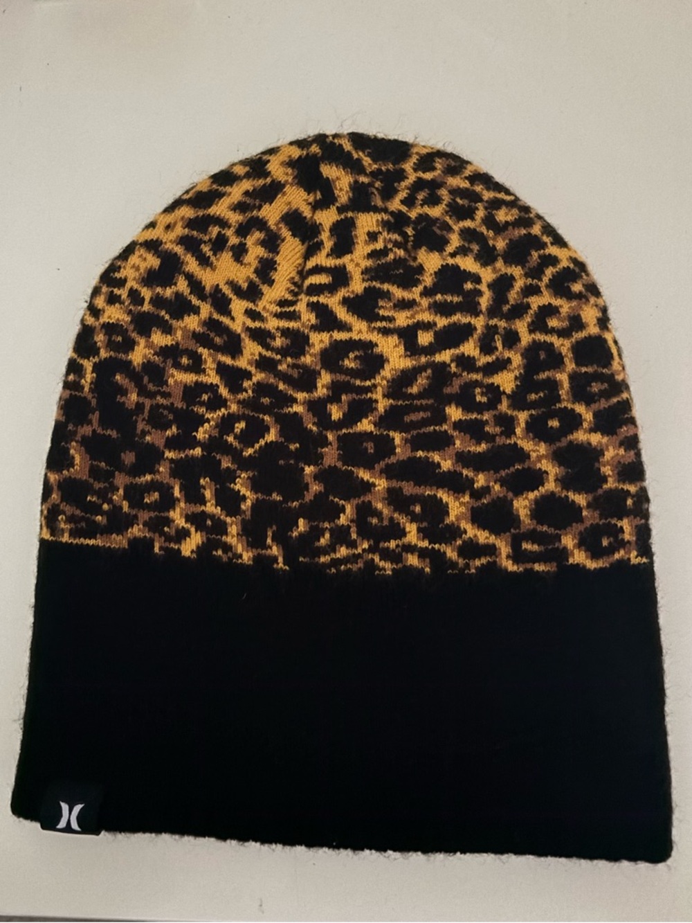 Hurley Leopard-Pattern Knit Beanie in Black and Gold-Tone